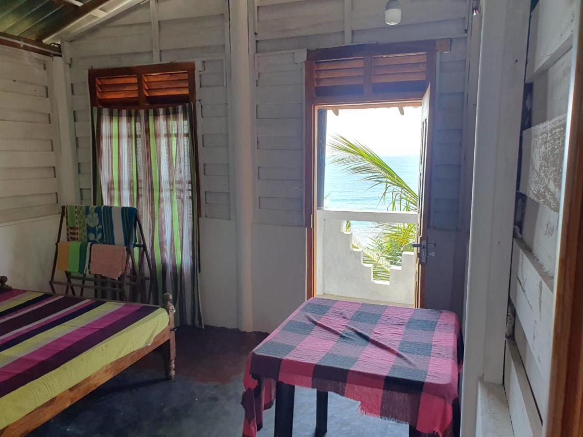 Chandi Gaya Beach Guesthouse Tangalle Luaran gambar