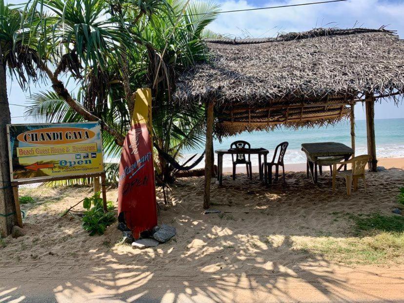 Chandi Gaya Beach Guesthouse Tangalle Luaran gambar