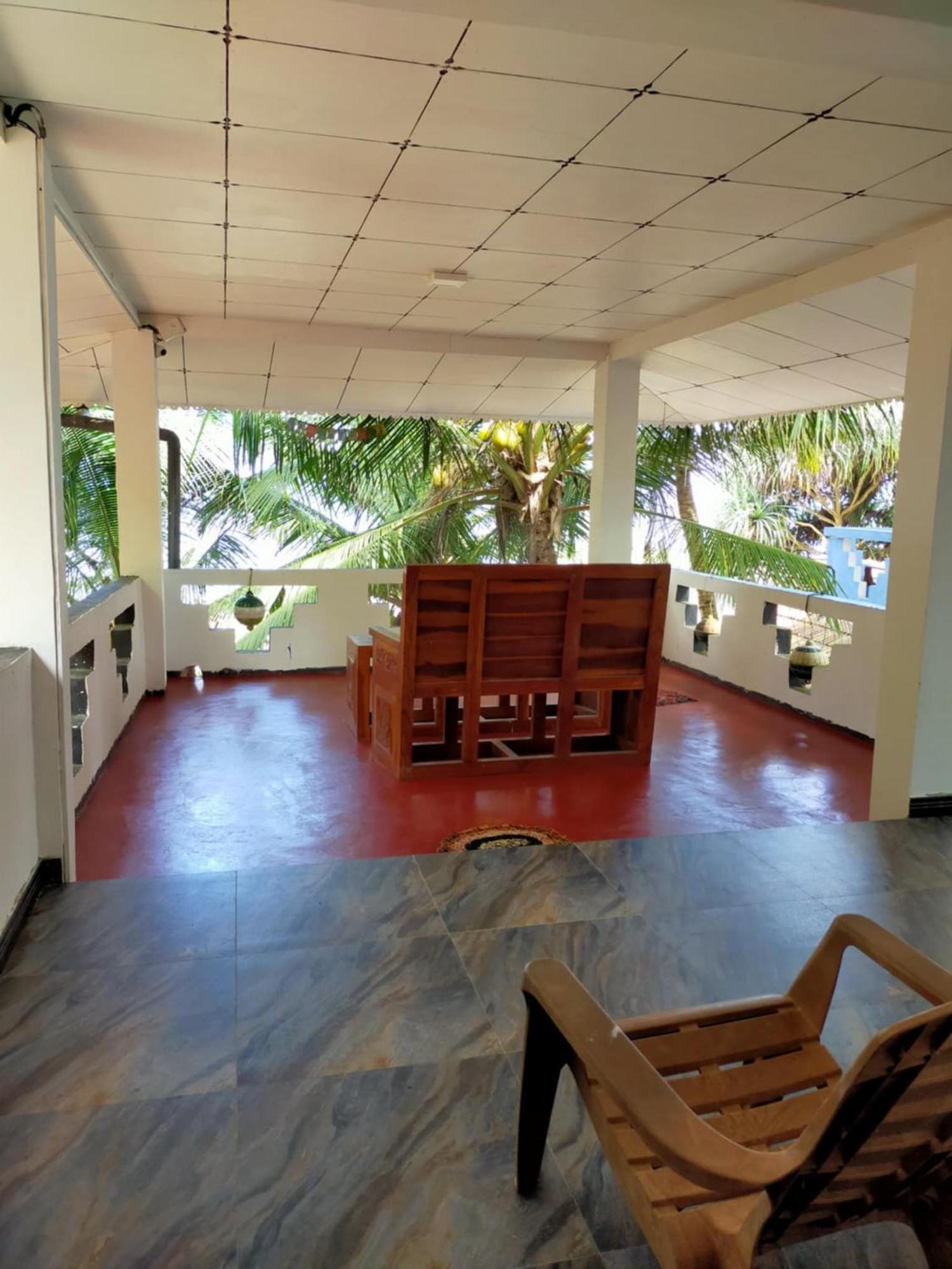 Chandi Gaya Beach Guesthouse Tangalle Luaran gambar
