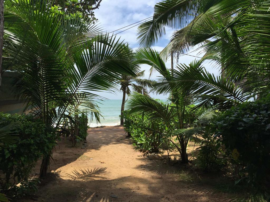 Chandi Gaya Beach Guesthouse Tangalle Luaran gambar