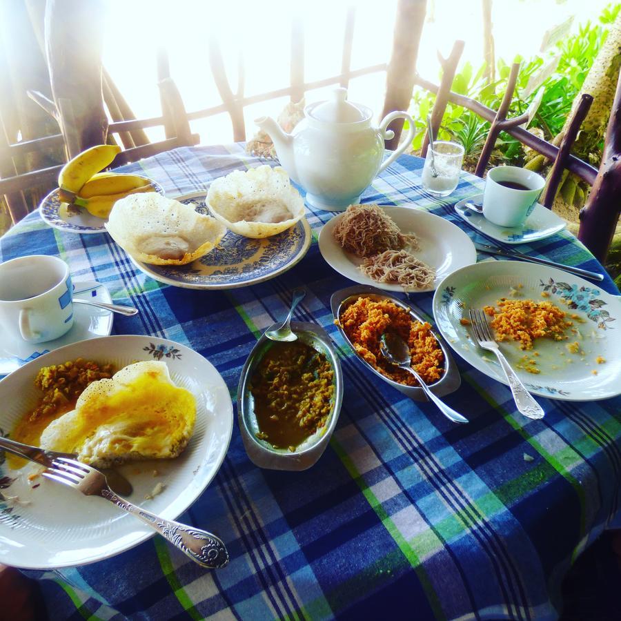 Chandi Gaya Beach Guesthouse Tangalle Luaran gambar